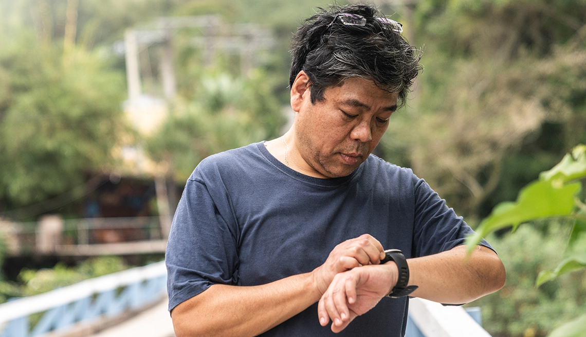Walking for Cardio: The Science of the 4,000 Step Goal